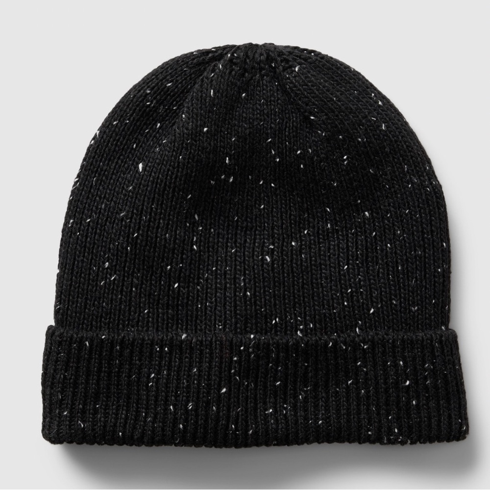 NWT GAP Black and White Knit Beanie Hat